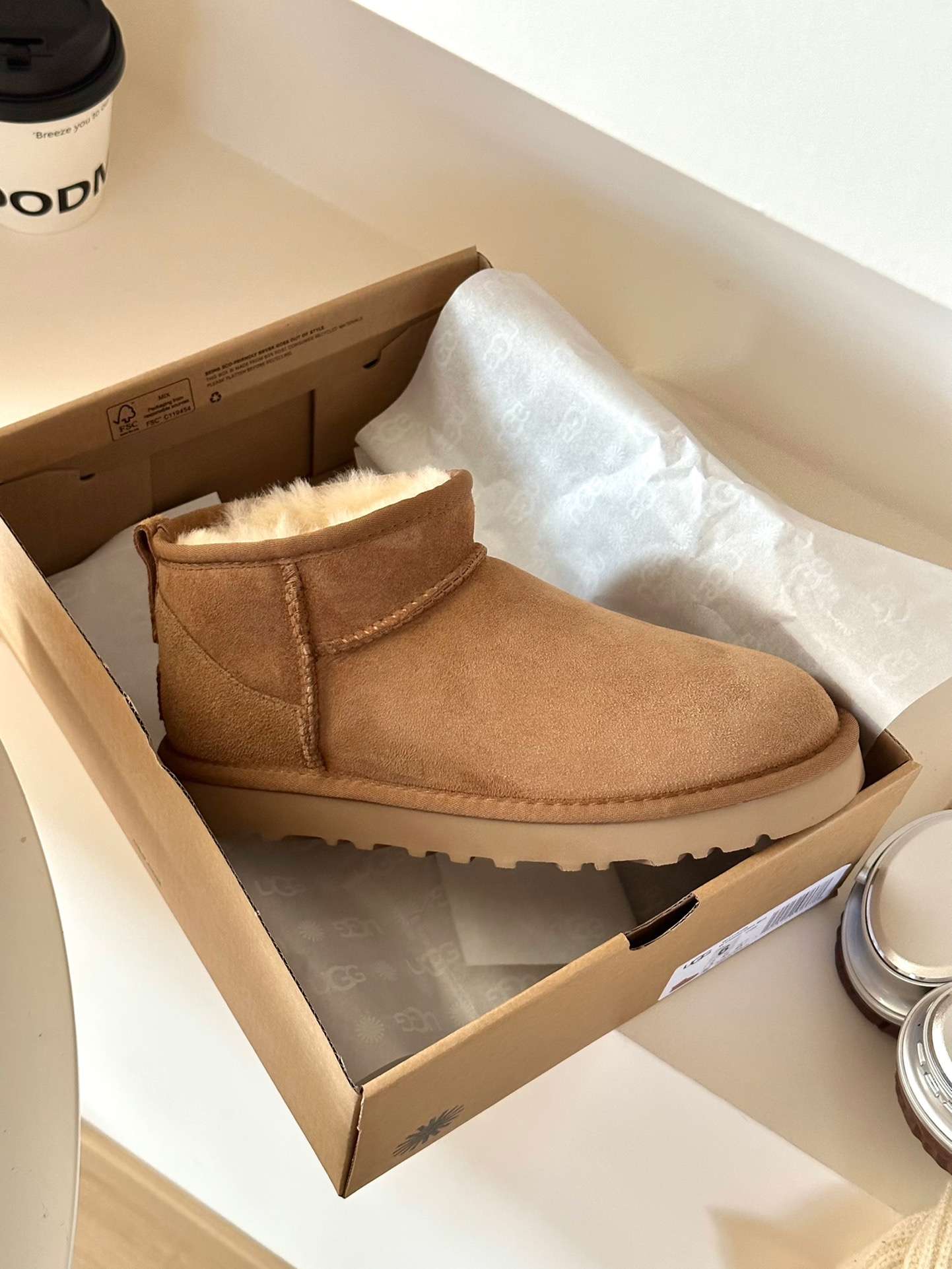 UGG Classic Ultra mini chestnut
