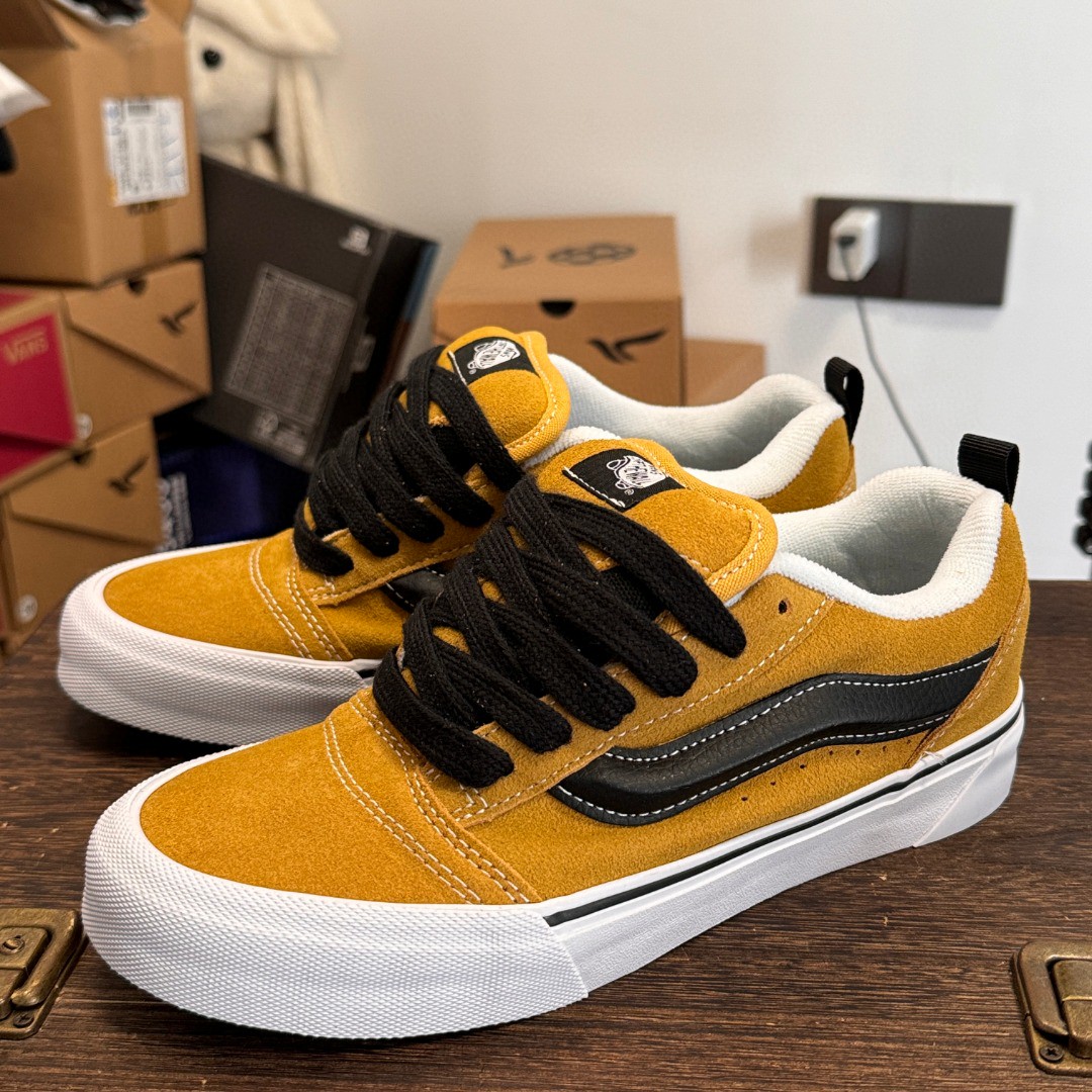 Vans Knu-Skool yellow VN0009QC5QJ1