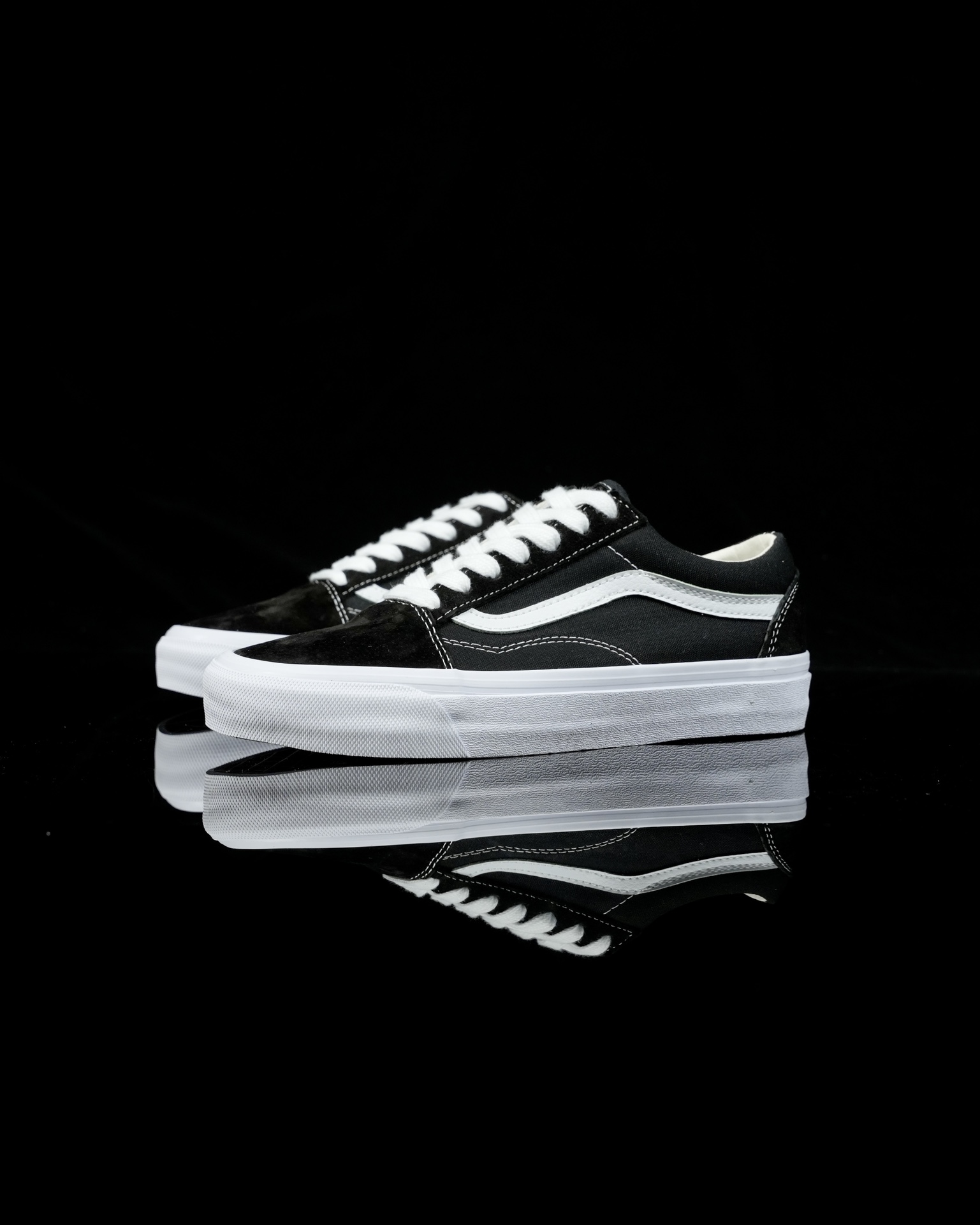 Vans Premium Old Skool VN000CQDBA2