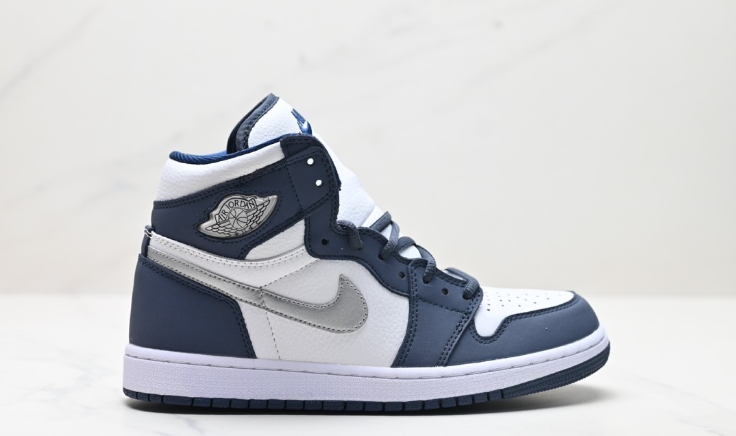 Nike Air Jordan 1 Retro High OG white purple
