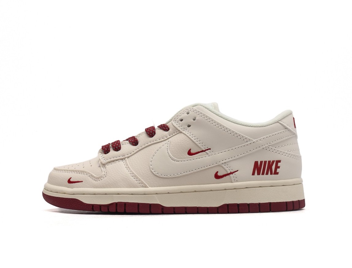 Nike SB Dunk Low x NYC