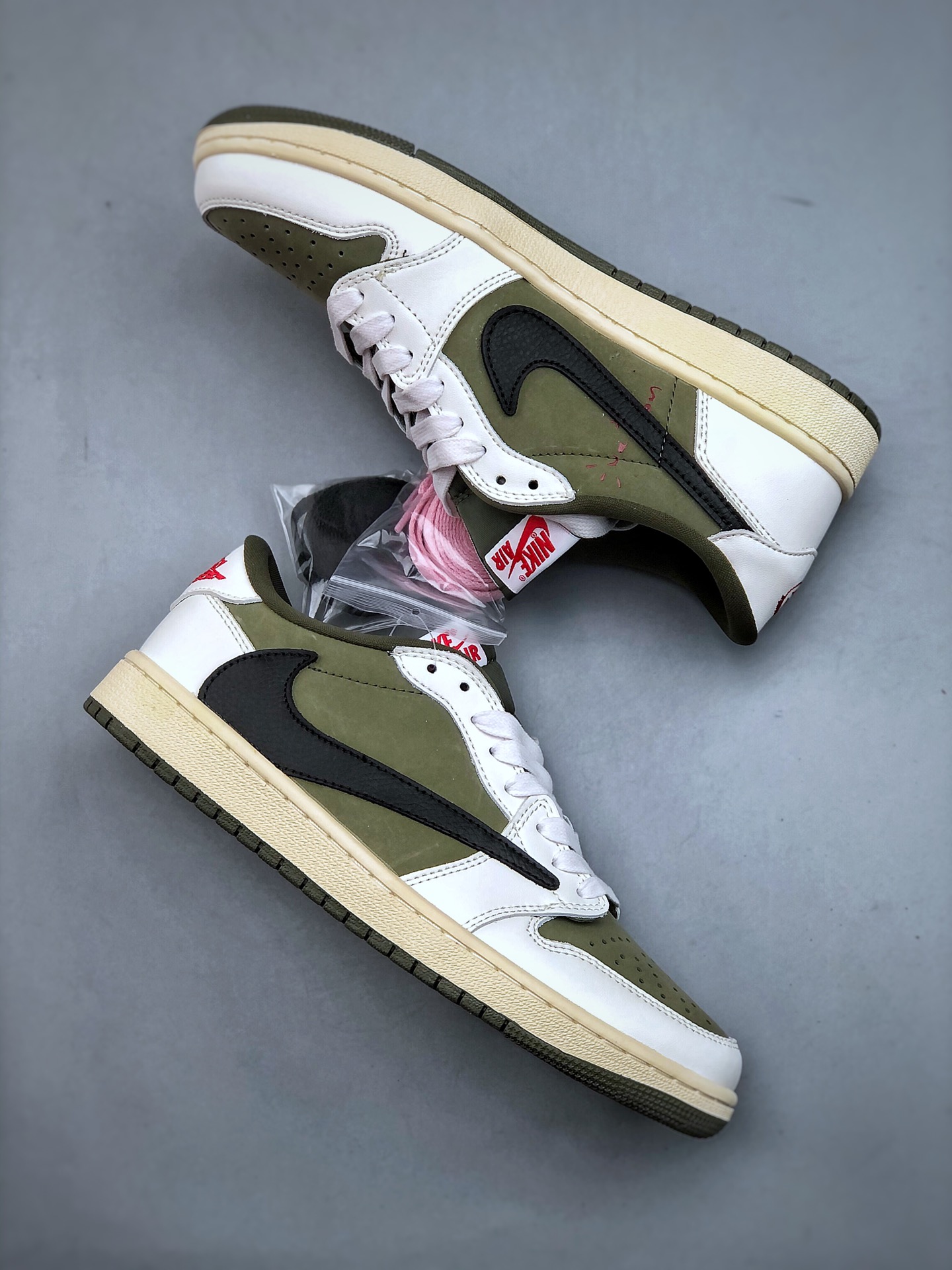 Nike Air Jordan 1 Low OG Travis Scott green olive