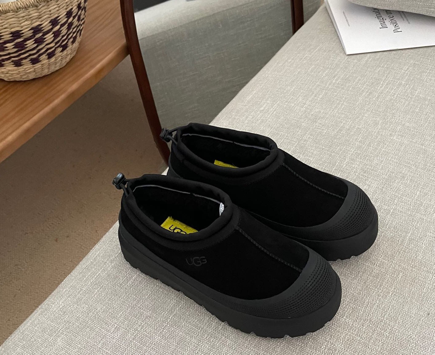 UGG Slippery Tasman Weather Hybrid chestnut black