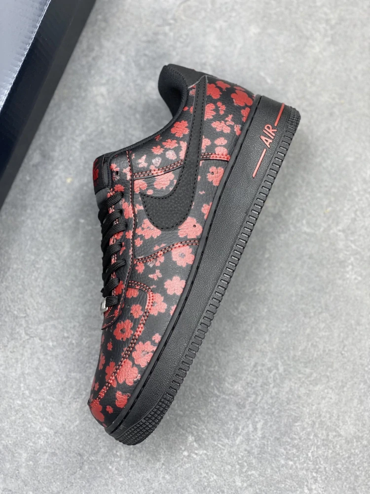 Nike Air Force 1 Low '07 floral-print