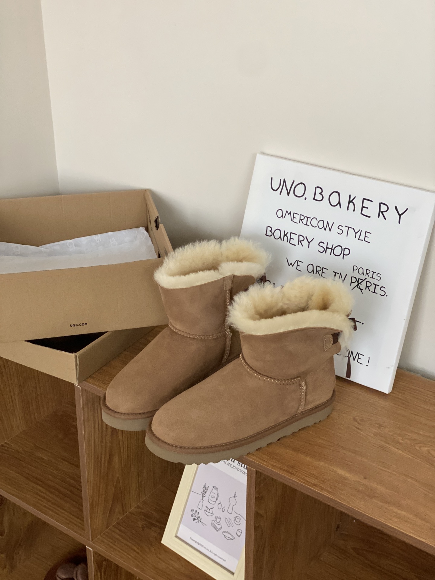 Boty UGG W Mini Bailey Bow II 6501 chestnut