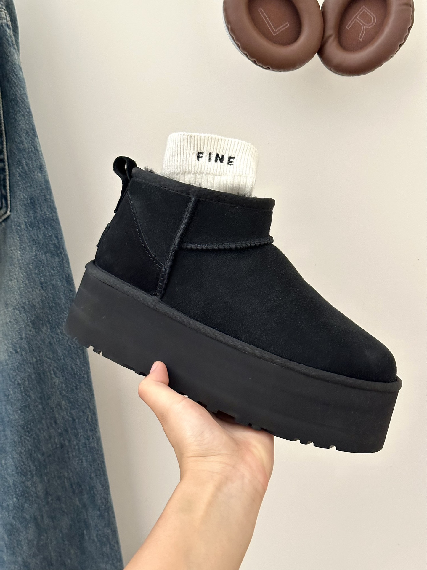UGG Ultra mini black platform 1135092