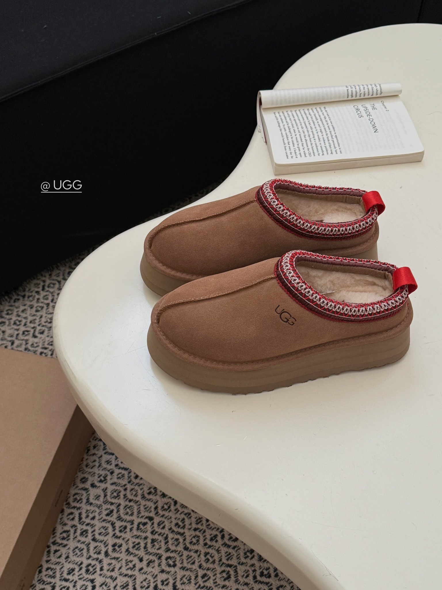 Pantofle UGG Tazz II chestnut 1122553 EUR37