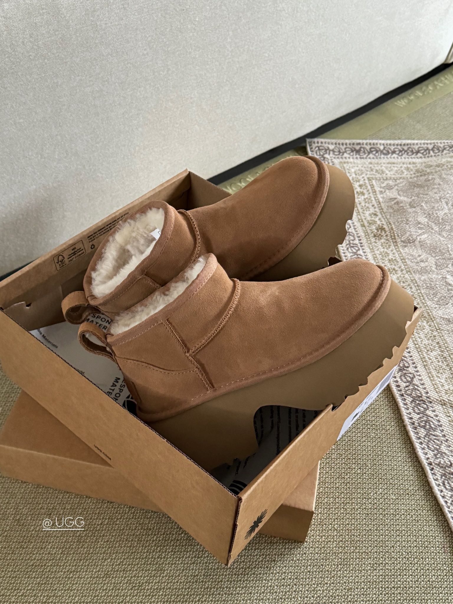 UGG Classic Ultra Mini new heights maroon