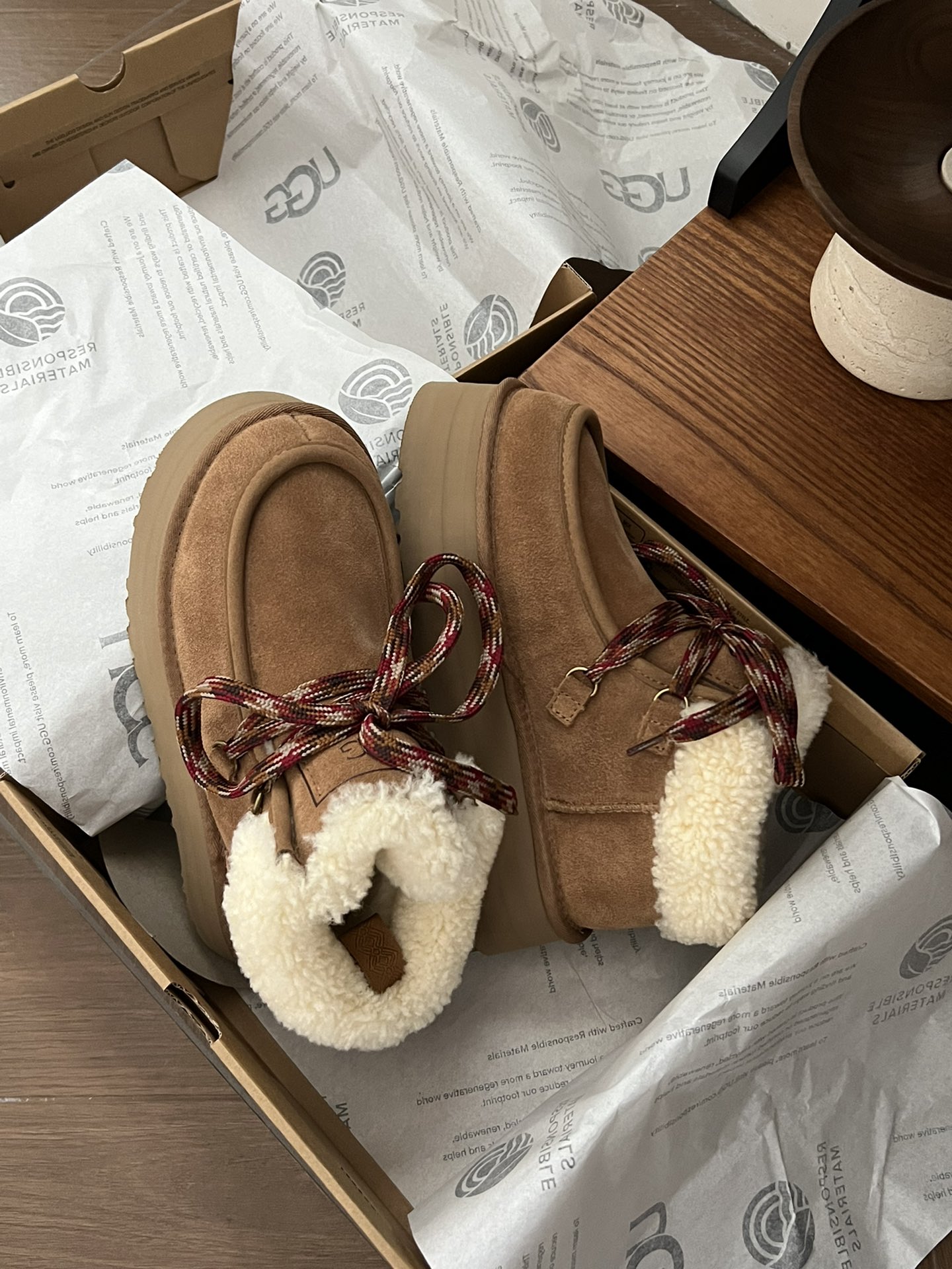 UGG Eskimo Boot maroon