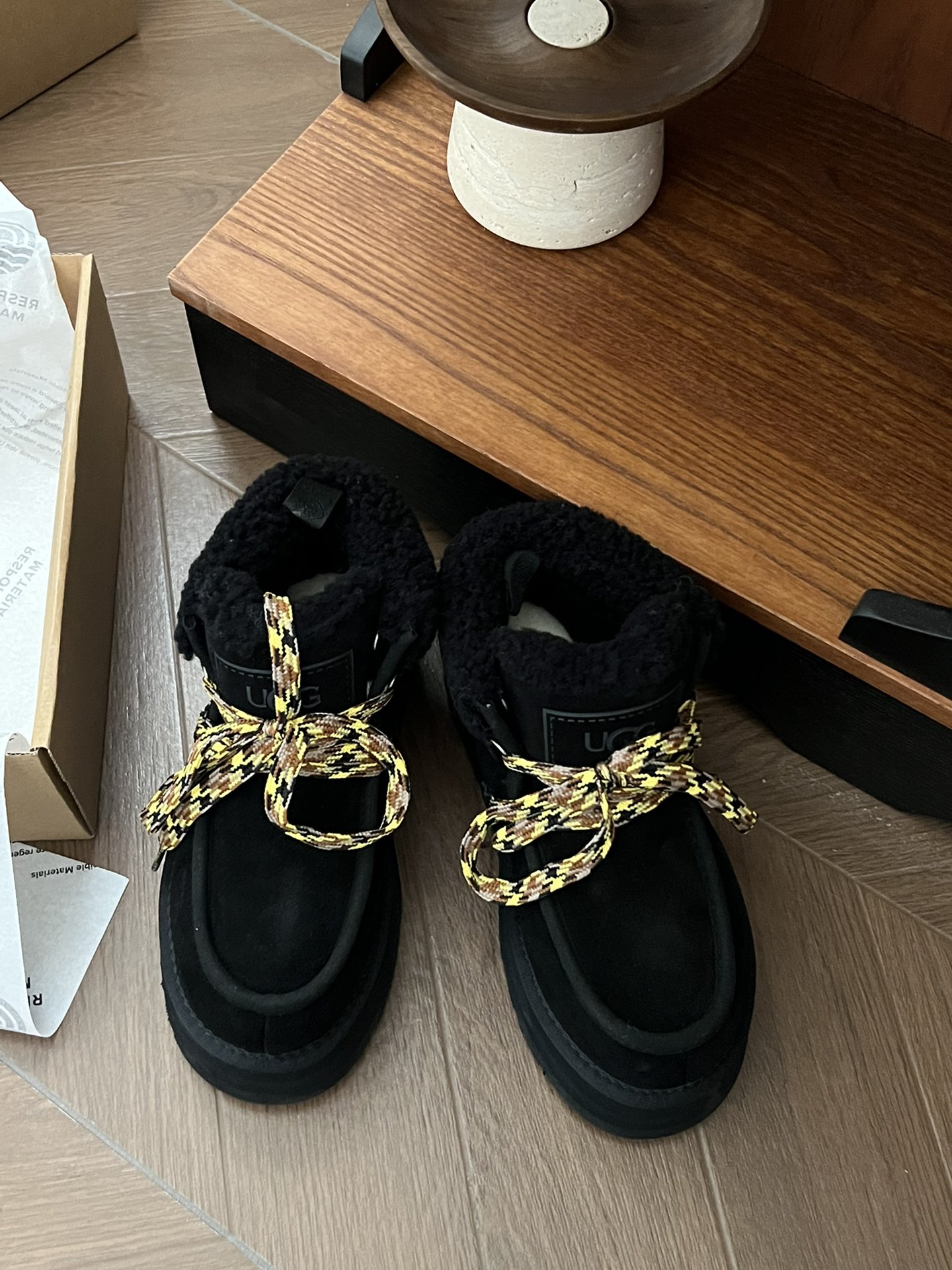 UGG Eskimo Boot black