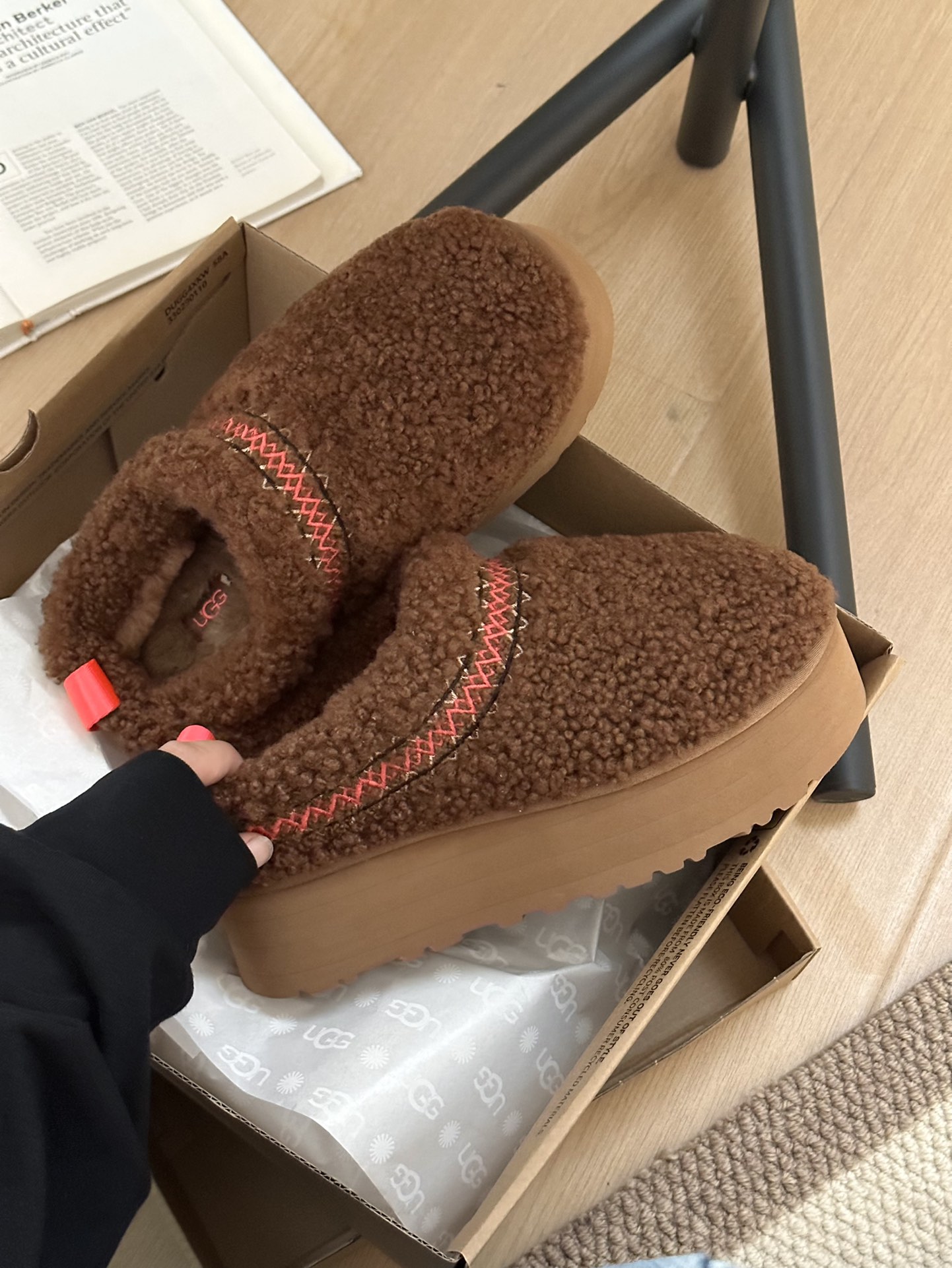 UGG Tazz Slipper Heritage Braid Hardwood