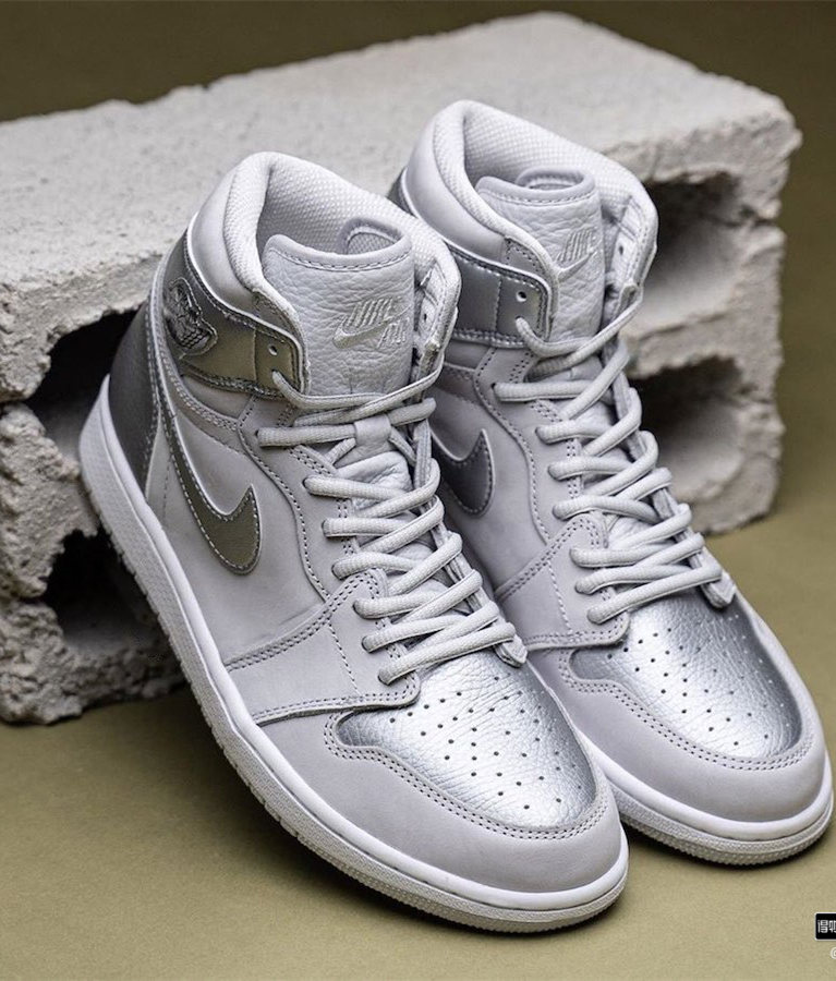 Nike Air Jordan 1 Retro High OG Grey Silver DC1788-029
