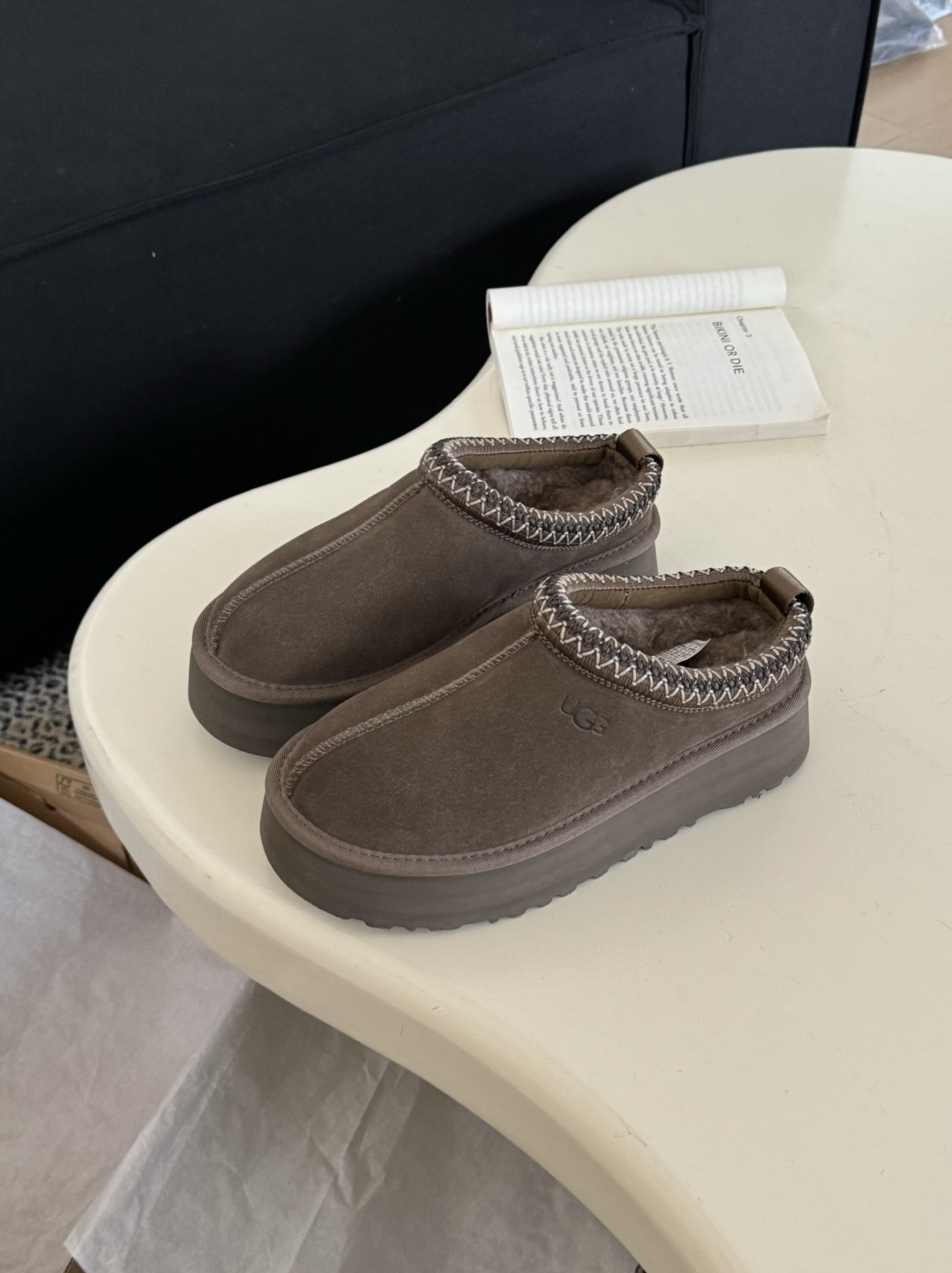 Pantofle UGG Tazz II walnut 1122553