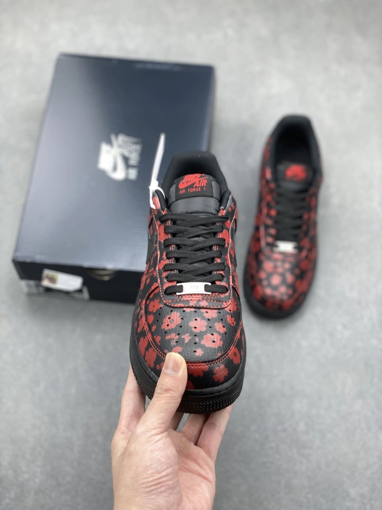 Nike Air Force 1 Low '07 floral-print