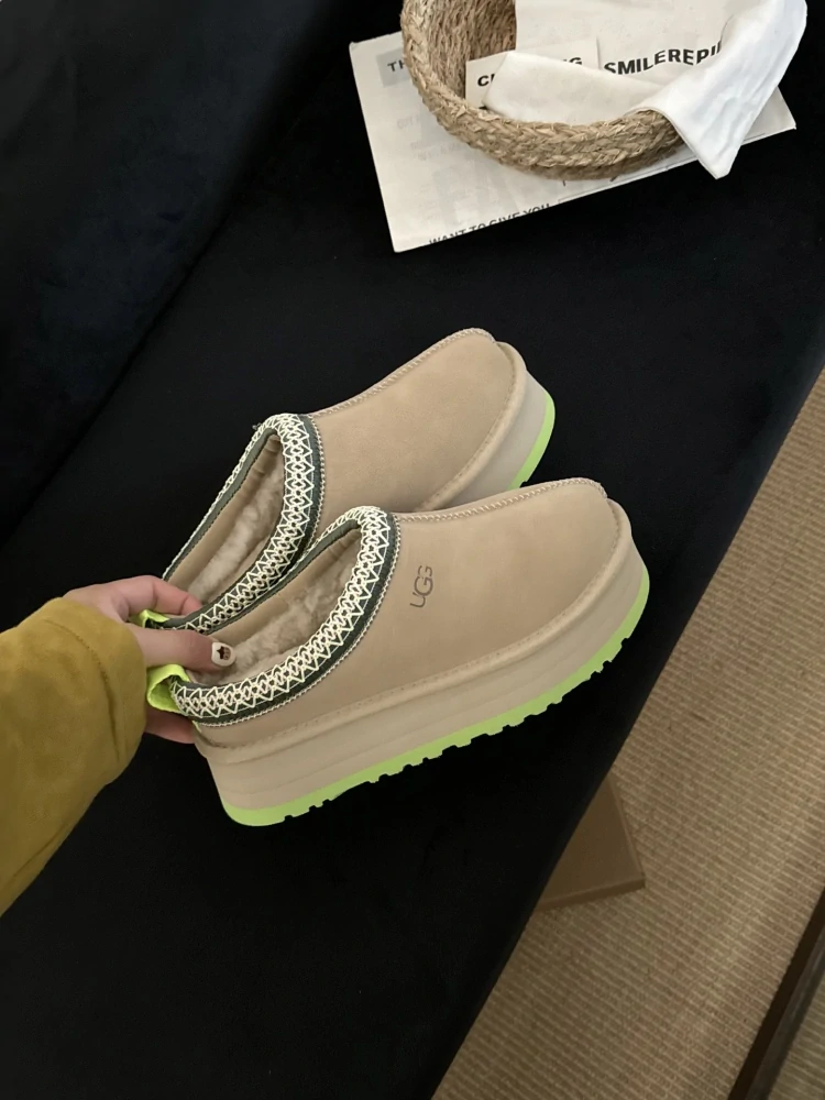 Pantofle UGG Tazz II Mustard Seed/Vibrant Green