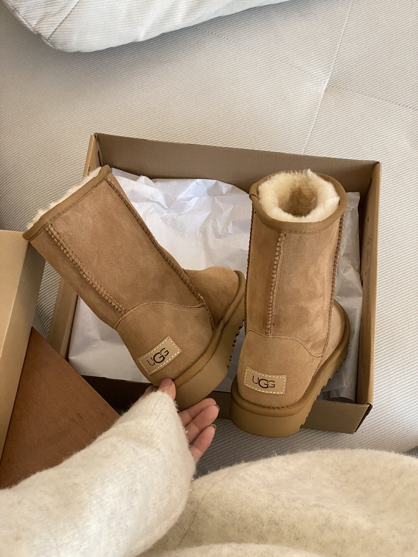 UGG boty Short 5825 chestnut