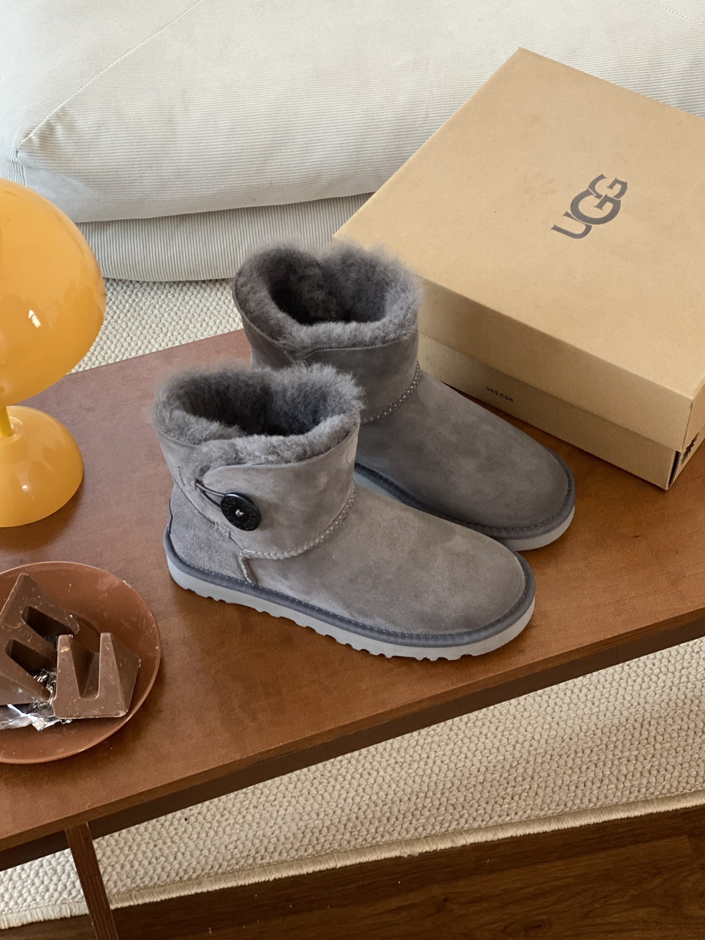 UGG boty Mini Bailey Button II 3352 grey