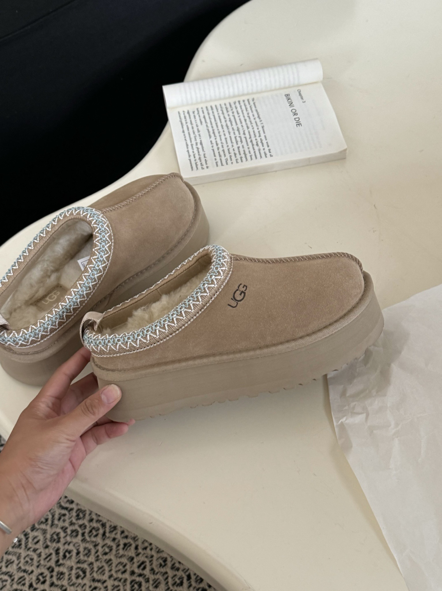 Pantofle UGG Tazz II sand 1122553