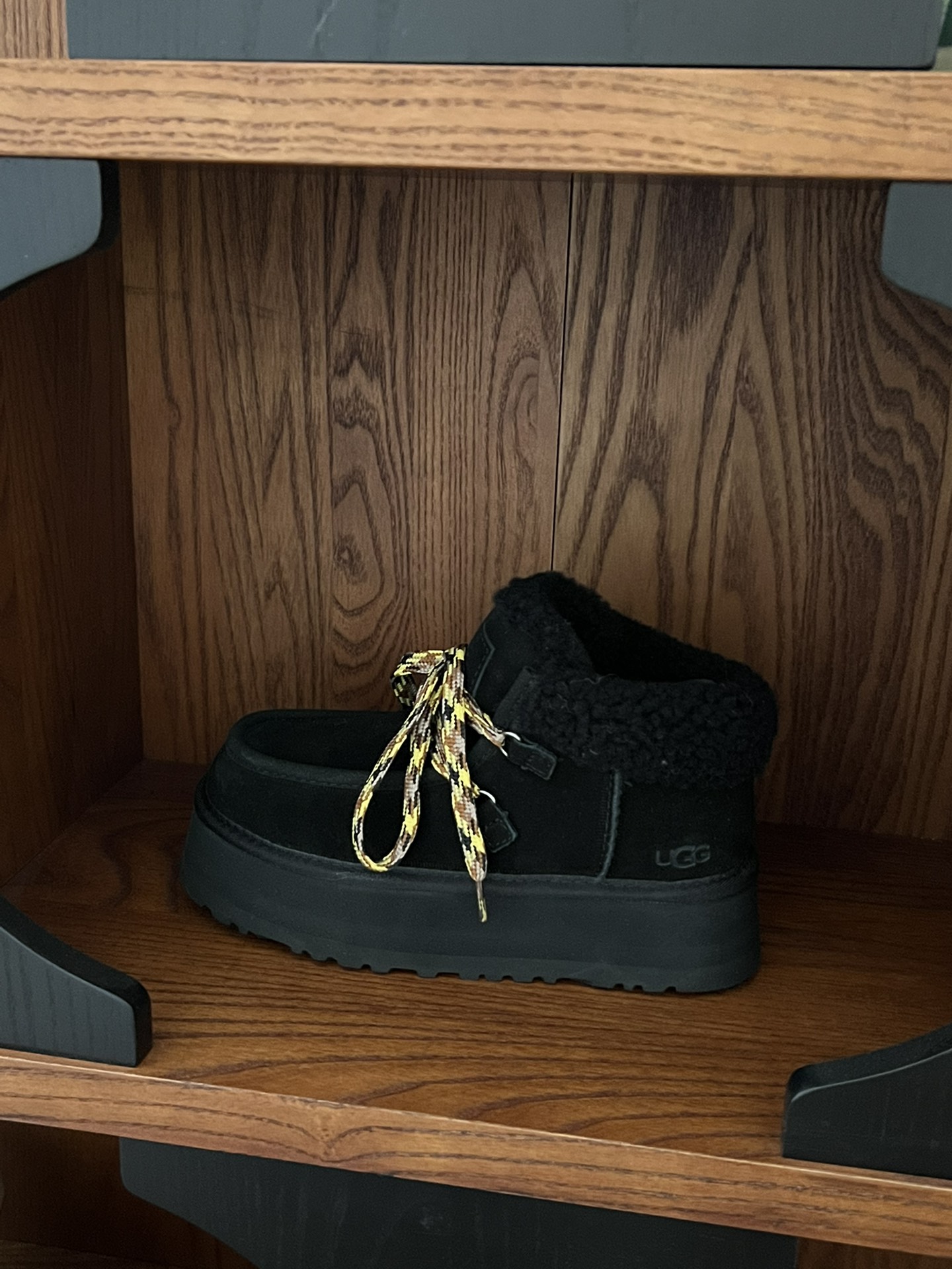 UGG Eskimo Boot black