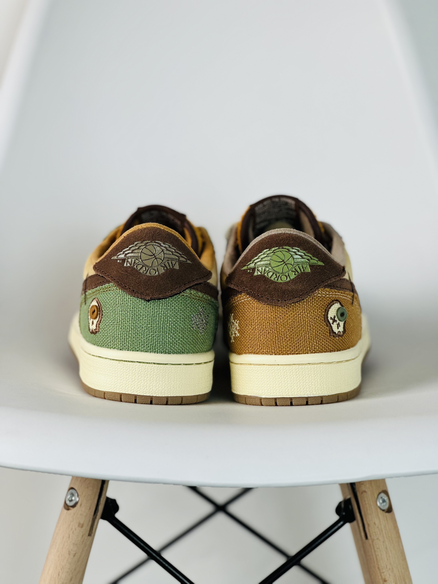 Nike Air Jordan 1 low Voodoo