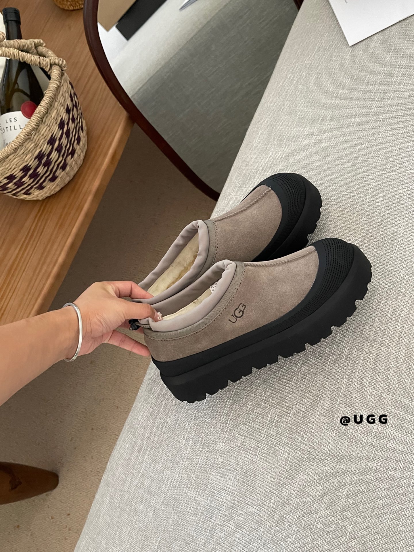 UGG Slippery Tasman Weather Hybrid grey black