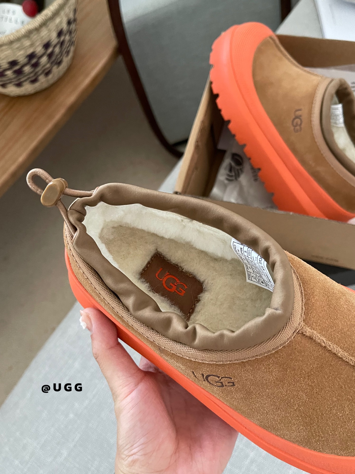 UGG Slippery Tasman Weather Hybrid chestnut orange