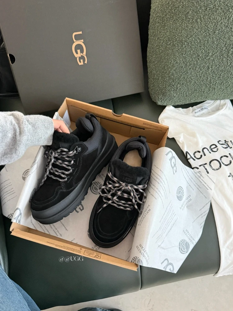 UGG Lowmel Guard GTX black