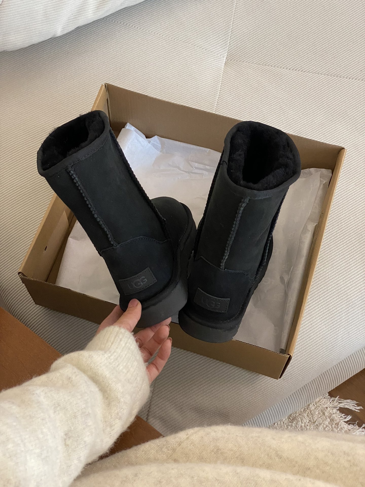 UGG boty Short 5825 black