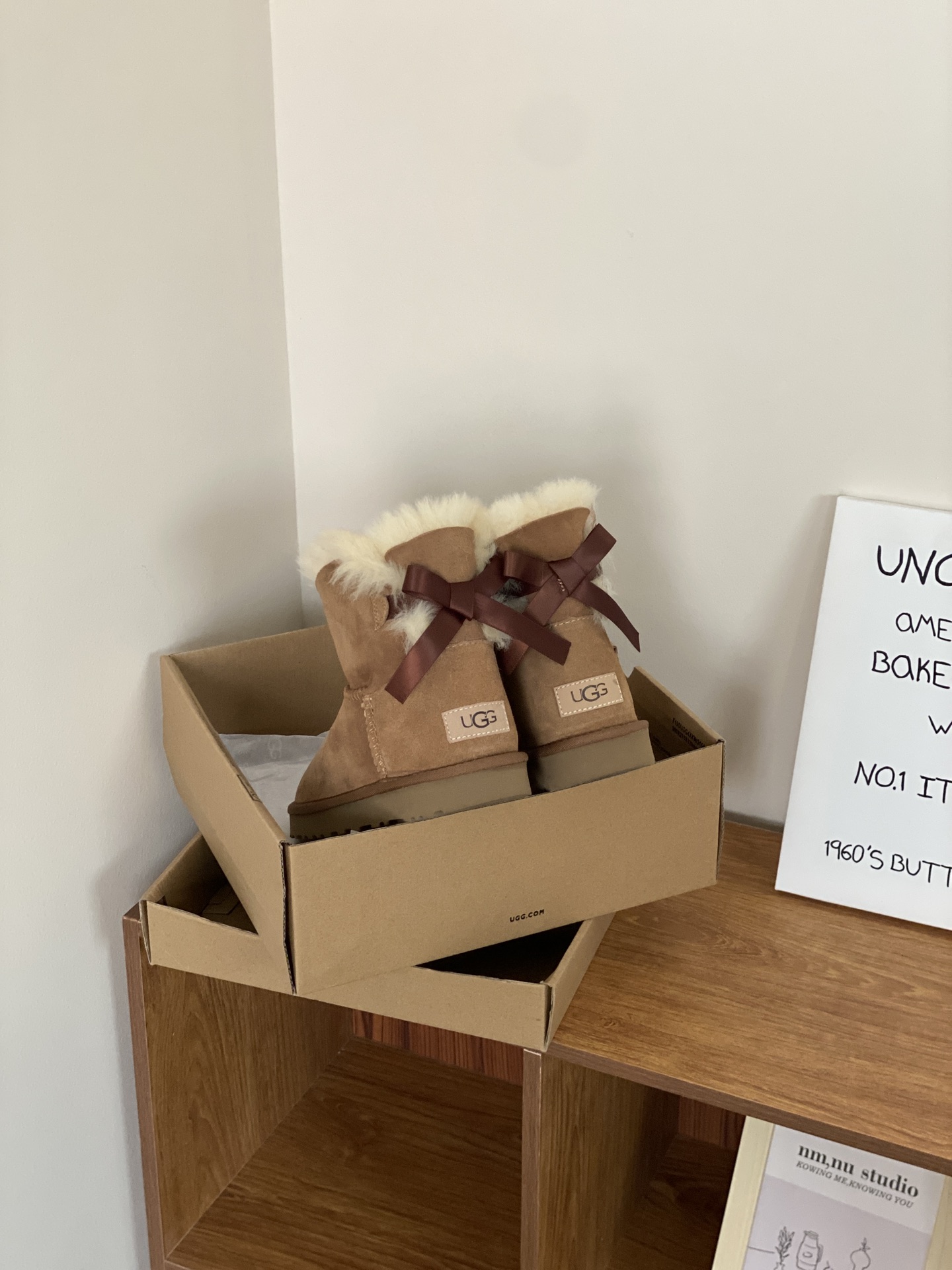 Boty UGG W Mini Bailey Bow II 6501 chestnut