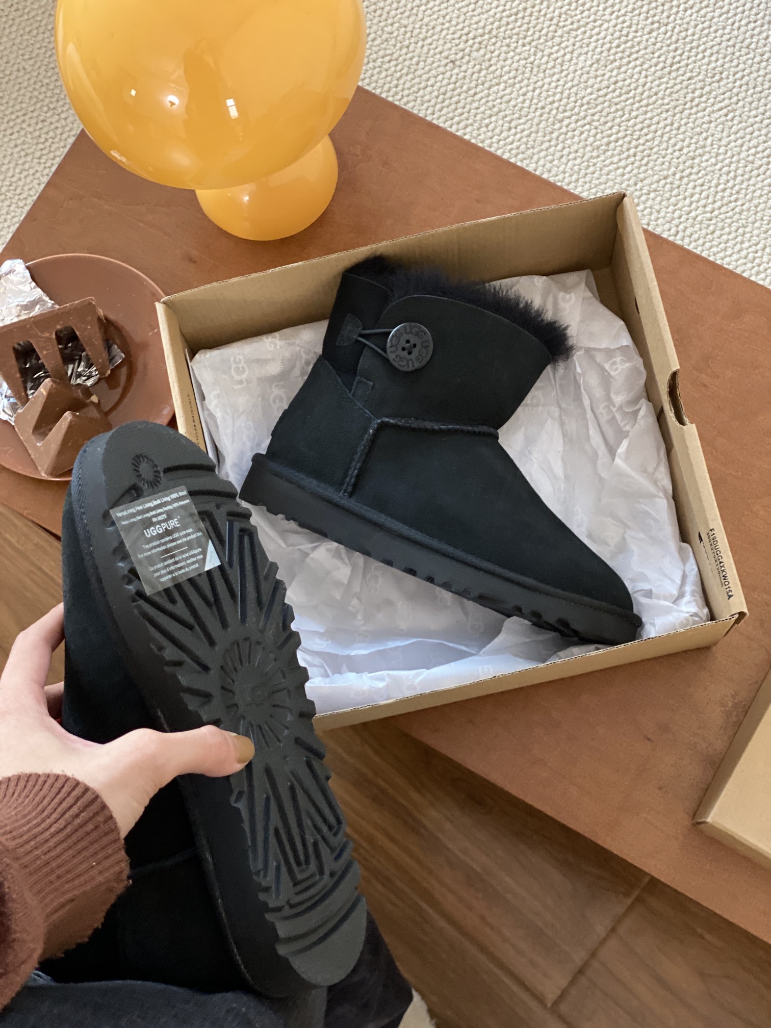 UGG boty Mini Bailey Button II 3352 black