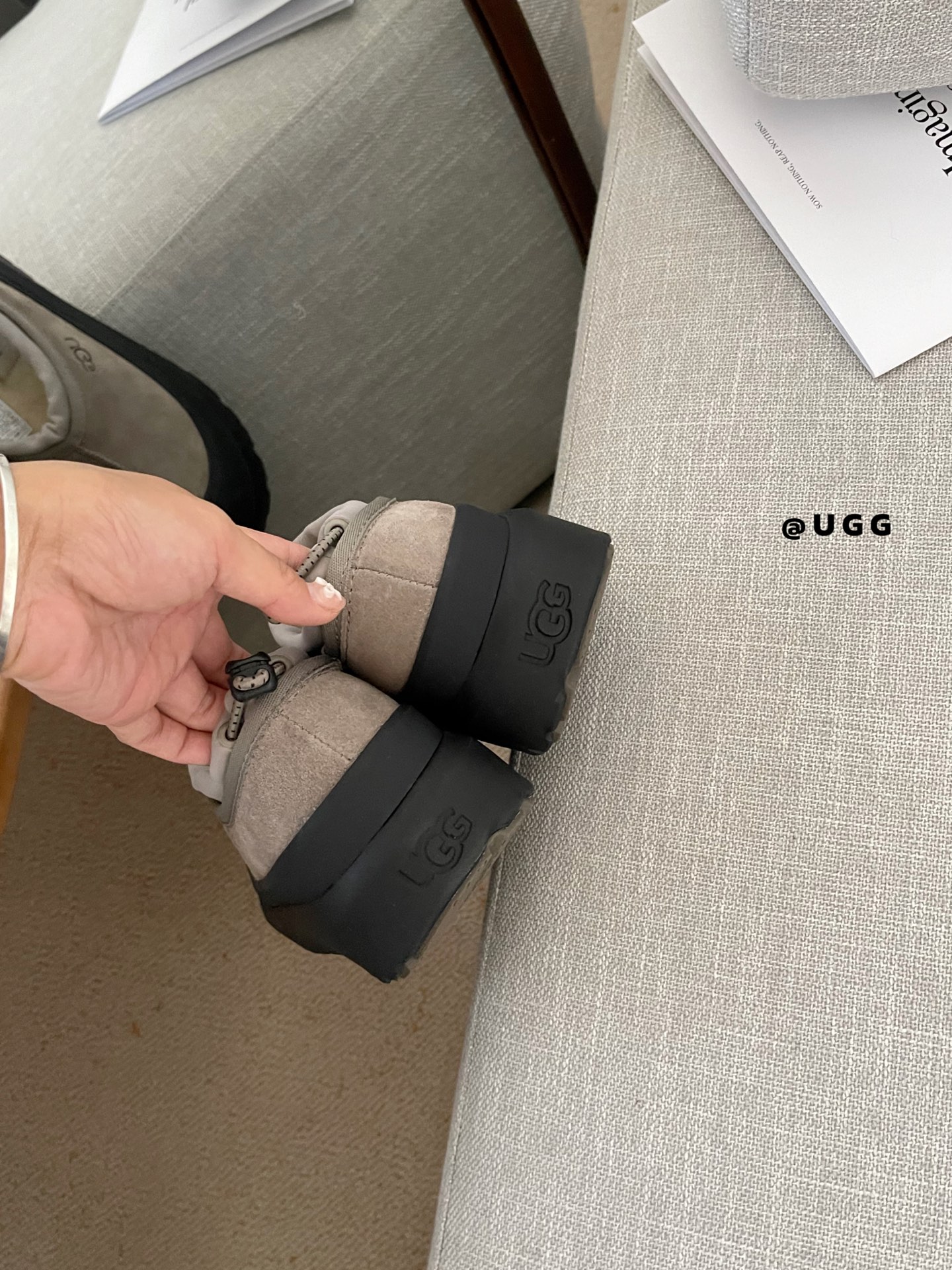UGG Slippery Tasman Weather Hybrid grey black