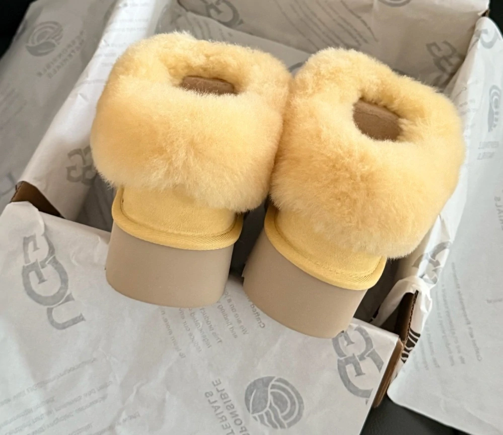 UGG Women's Coquette Stitch Slipper Muted Mustard