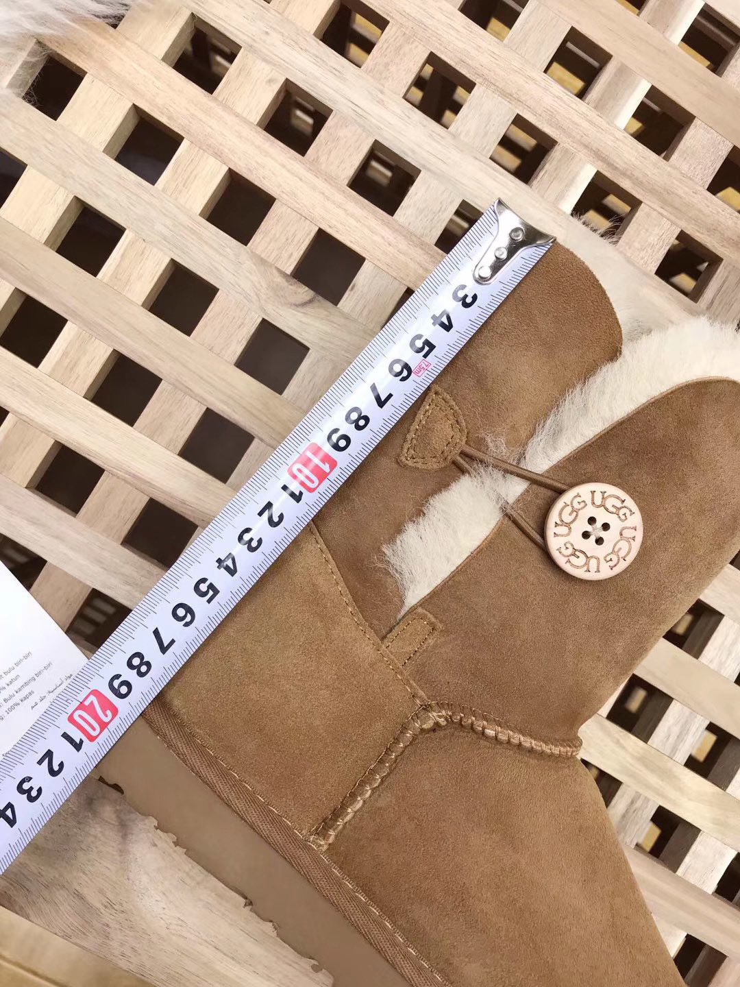 Boty UGG - W Bailey Button 5803 hnědé EUR36