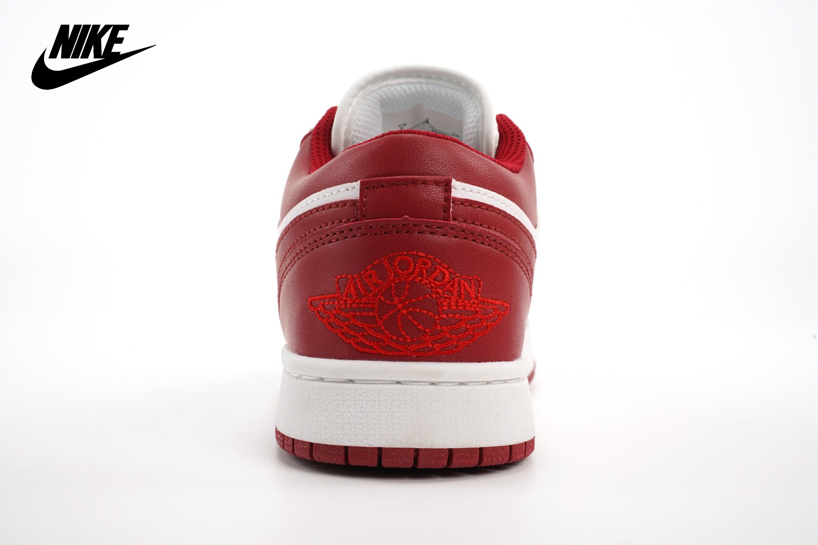 Air Jordan 1 Low white red