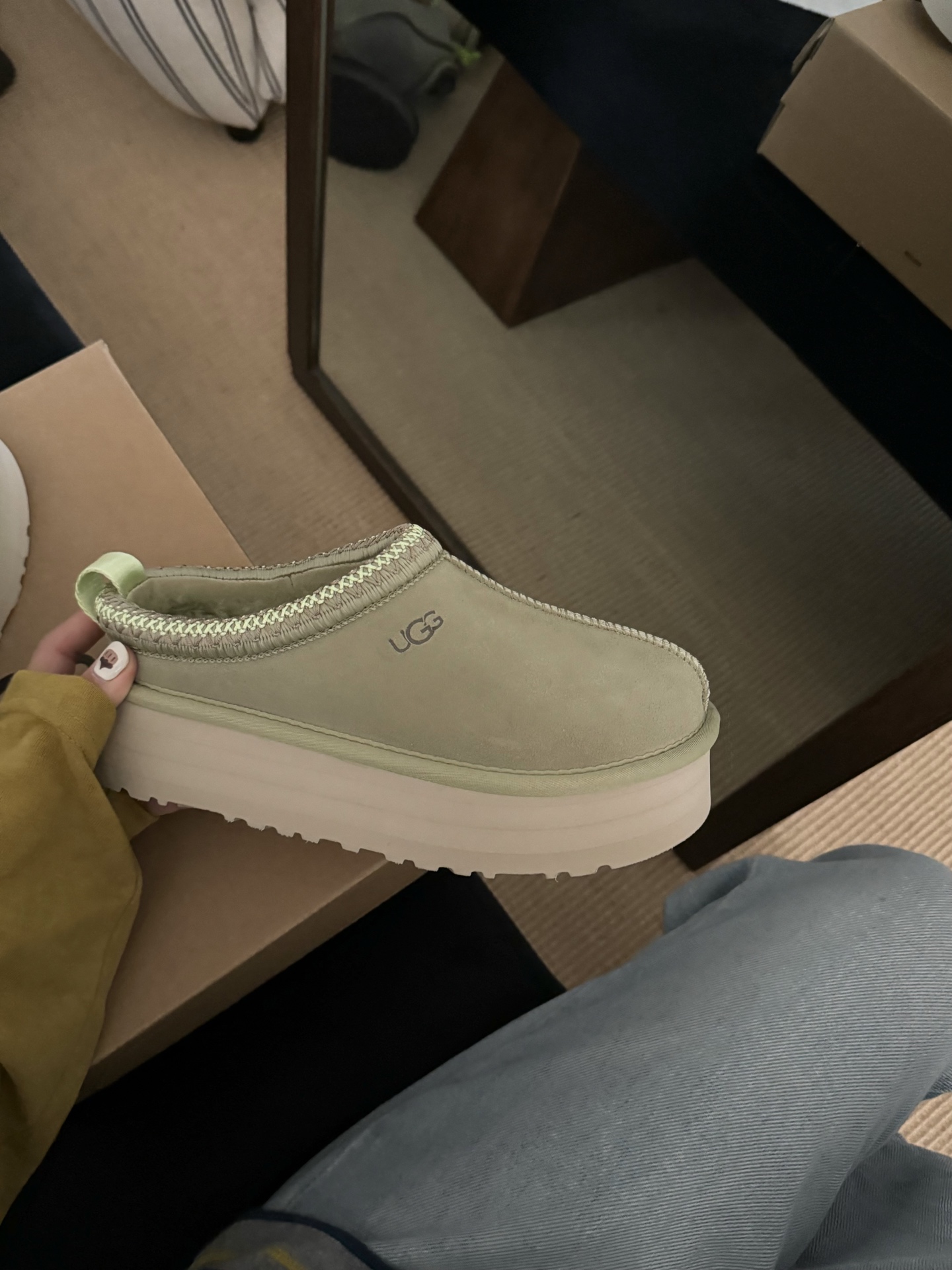 Pantofle UGG Tazz II matte grass 122553