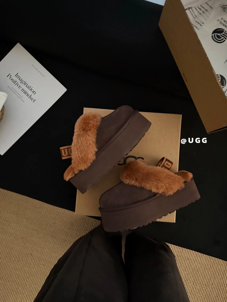 UGG Funkette Burnt Cedar