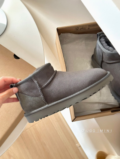 UGG Classic Ultra mini šedé