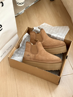 UGG Neumel Platform Chelsea maroon 1134526
