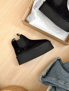 UGG Neumel Platform Chelsea black 1134526