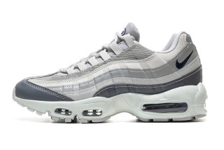 Nike Air Max 95 – Cool Grey / Navy Accent